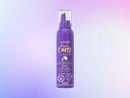 Aussie Miracle Curls Mousse (Image via Amazon)